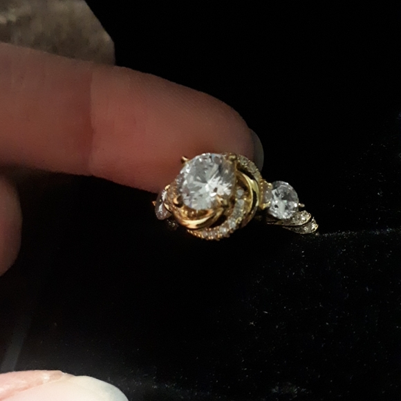 Jeulia Floral Halo Round Cut Sterling Silver Ring - Picture 5 of 7